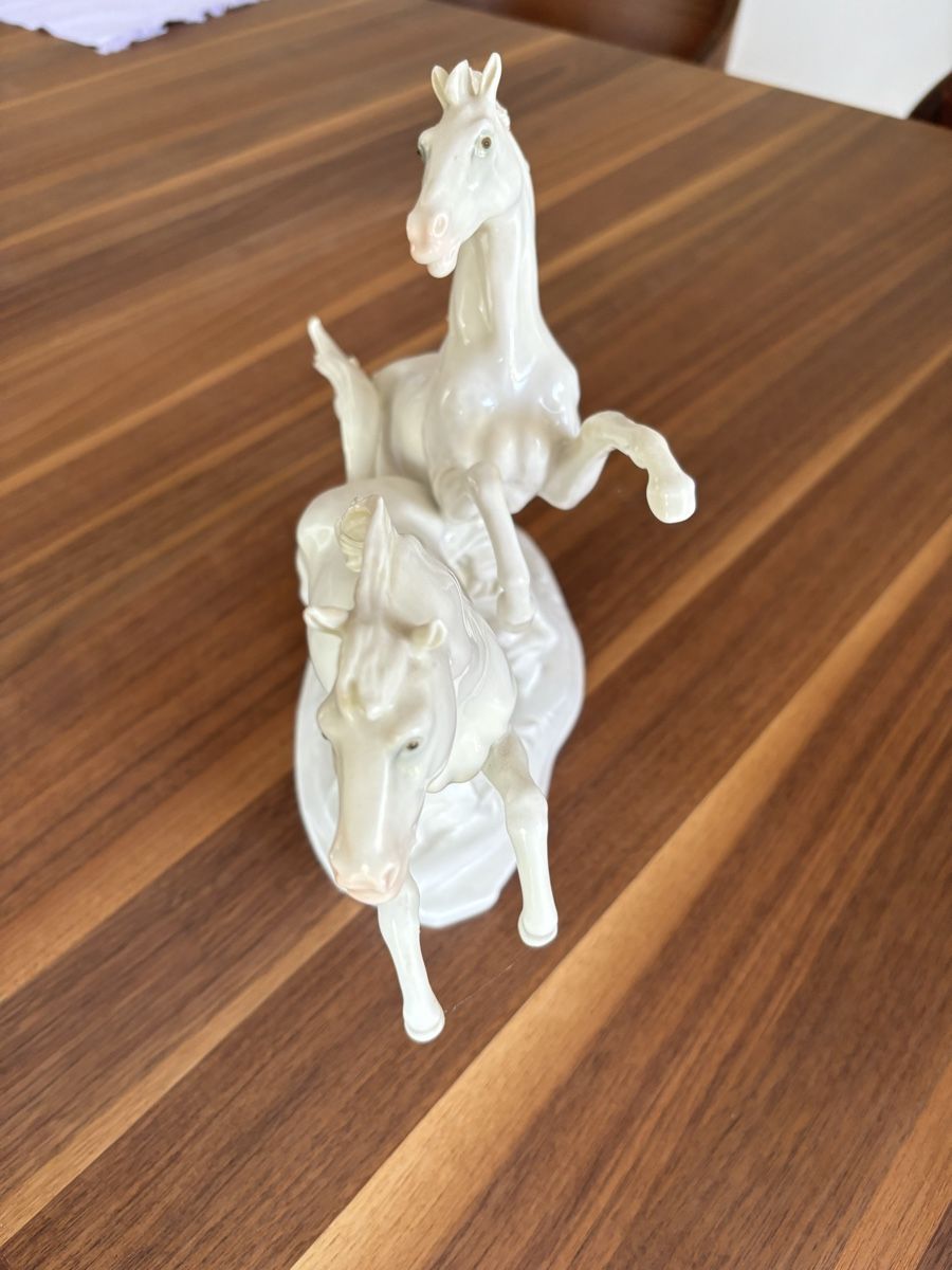 Tutte le decorazioni: Chevaux en porcelaine – Nuovo (secondo la descrizione) da Lonay venduto da car_l9sk 2