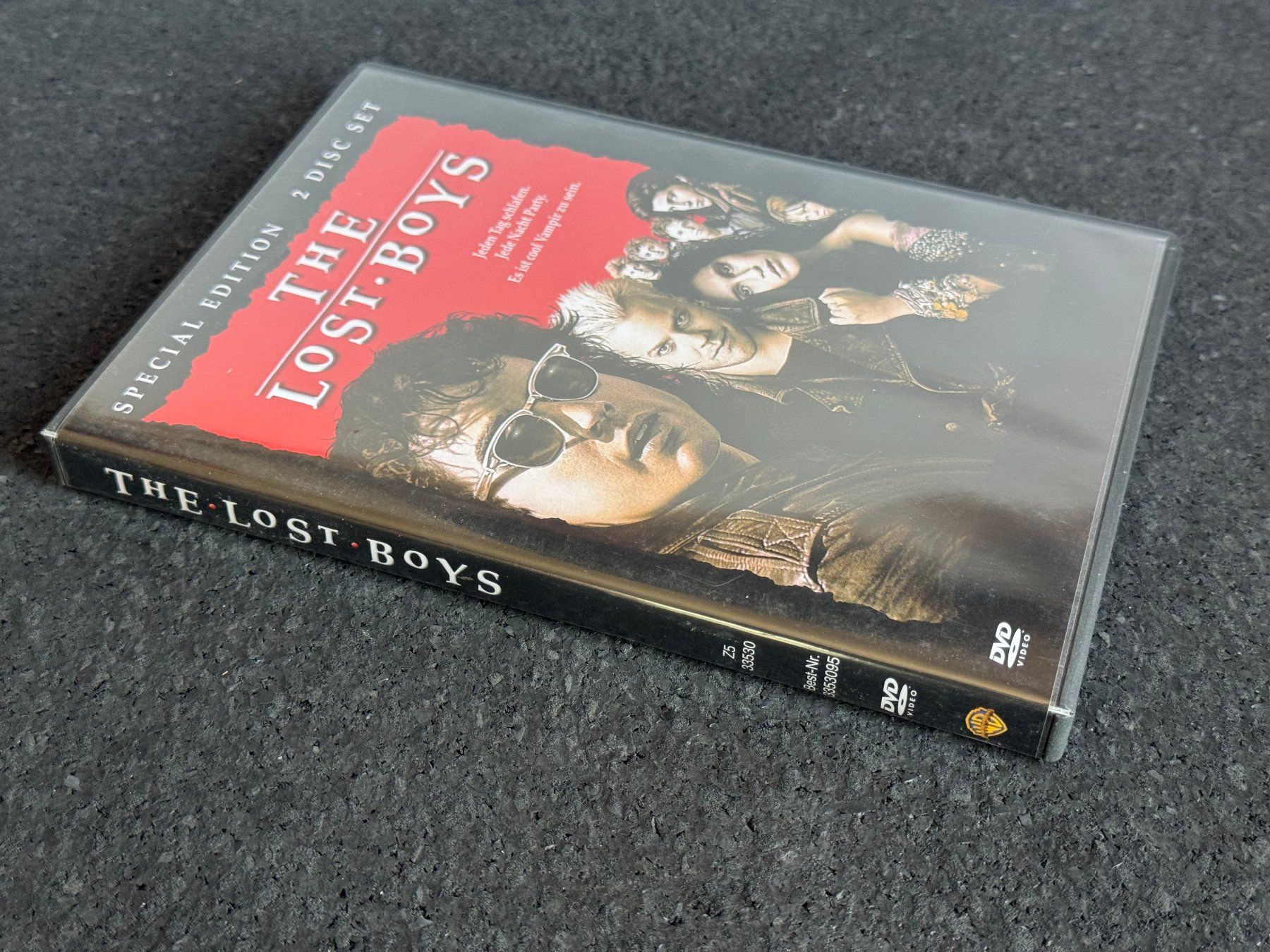 Tutti i DVDs: The Lost Boys Special Edition 2 Disc Set DVD EN/DE – Usato da Fribourg venduto da tschjoly 6