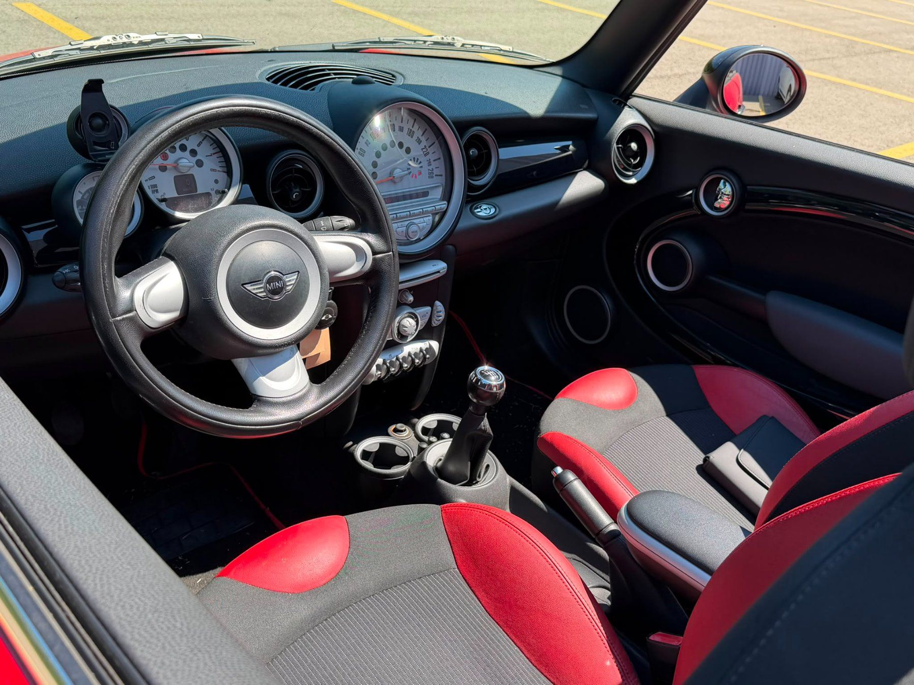 Mini Autos: Mini Cooper Cabrio 1.6i – Gebraucht aus Crissier von vim_r8qn 4