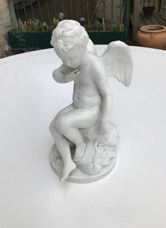 Statuette: Statuette de Cupidon selon Falconnet en biscuit – Usato da Estavayer-le-Lac venduto da mar_2s6b 5