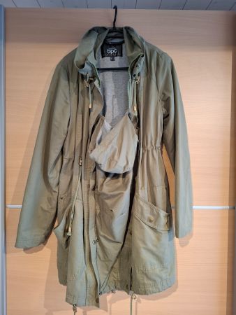 Tragejacke neu