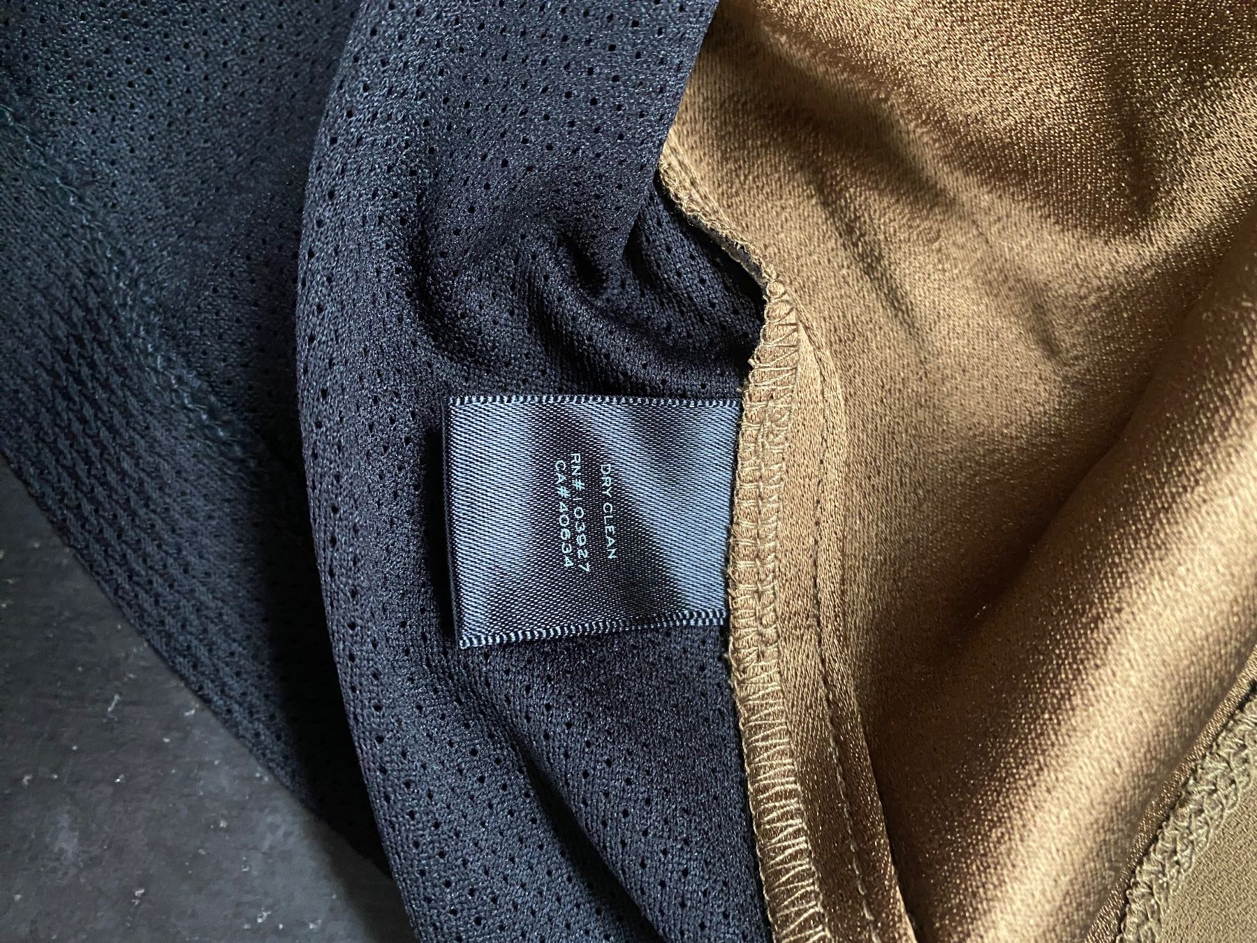 Marc Jacobs Tops: Top olive- schwarz NEU small Marc by Marc Jacobs – Neu (gemäss Beschreibung) aus Chur von simhofstr 2