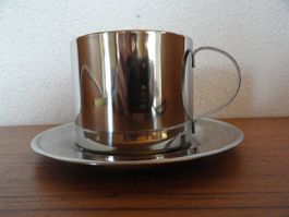 Tasse (dickwandig) und Unterteller aus Chromstahl, neu