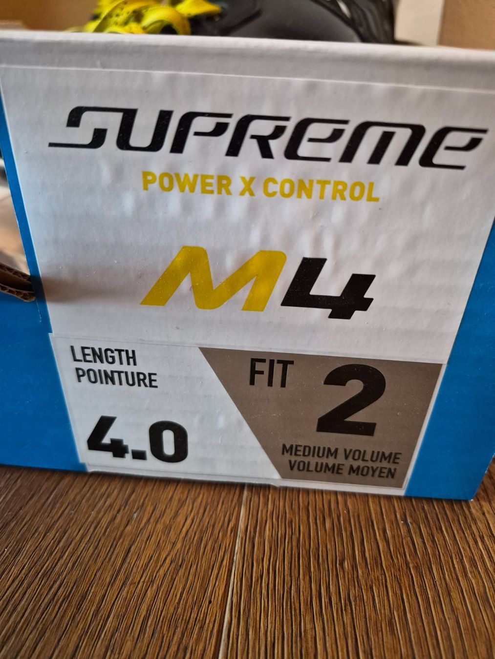 Patins à glace: Bauer Supreme, M4, Size 4 – D'occasion à Rapperswil BE par Sstaehli 2