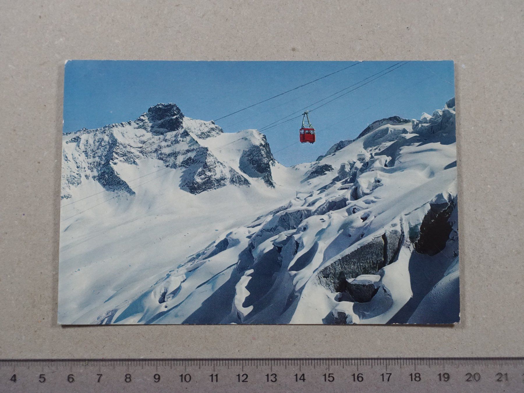 Cartoline postali: Saas-Fee, Luftseilbahn Längfluh – Usato da Lenzburg venduto da fh1