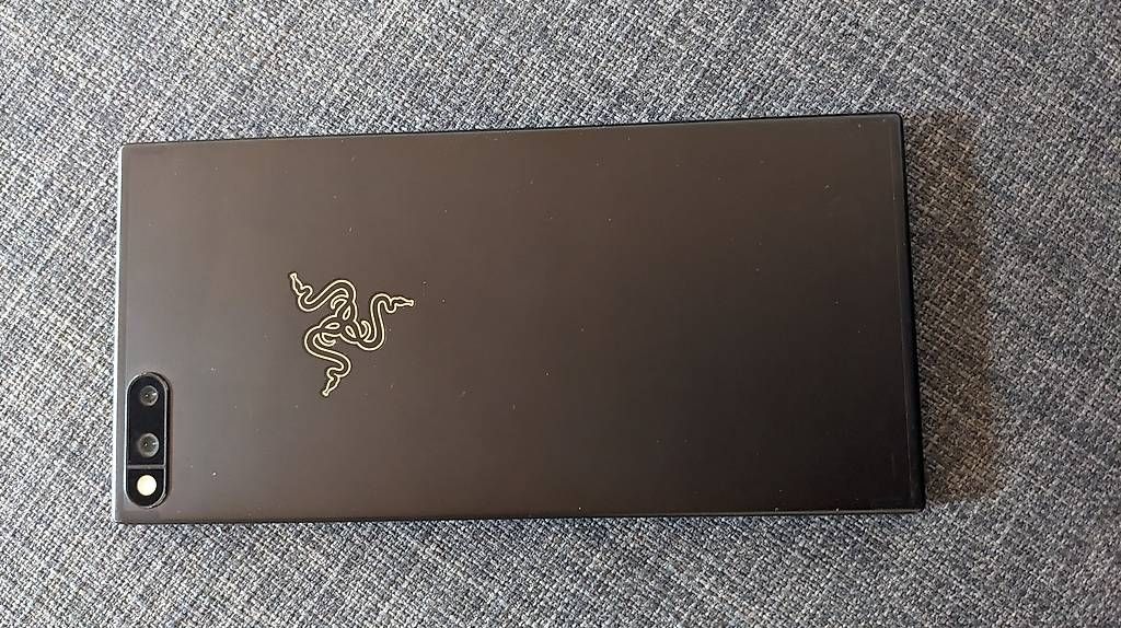 Razer Telefoni cellulari / Smartphones: Razer Phone – Difettoso da Innertkirchen venduto da Flir 1