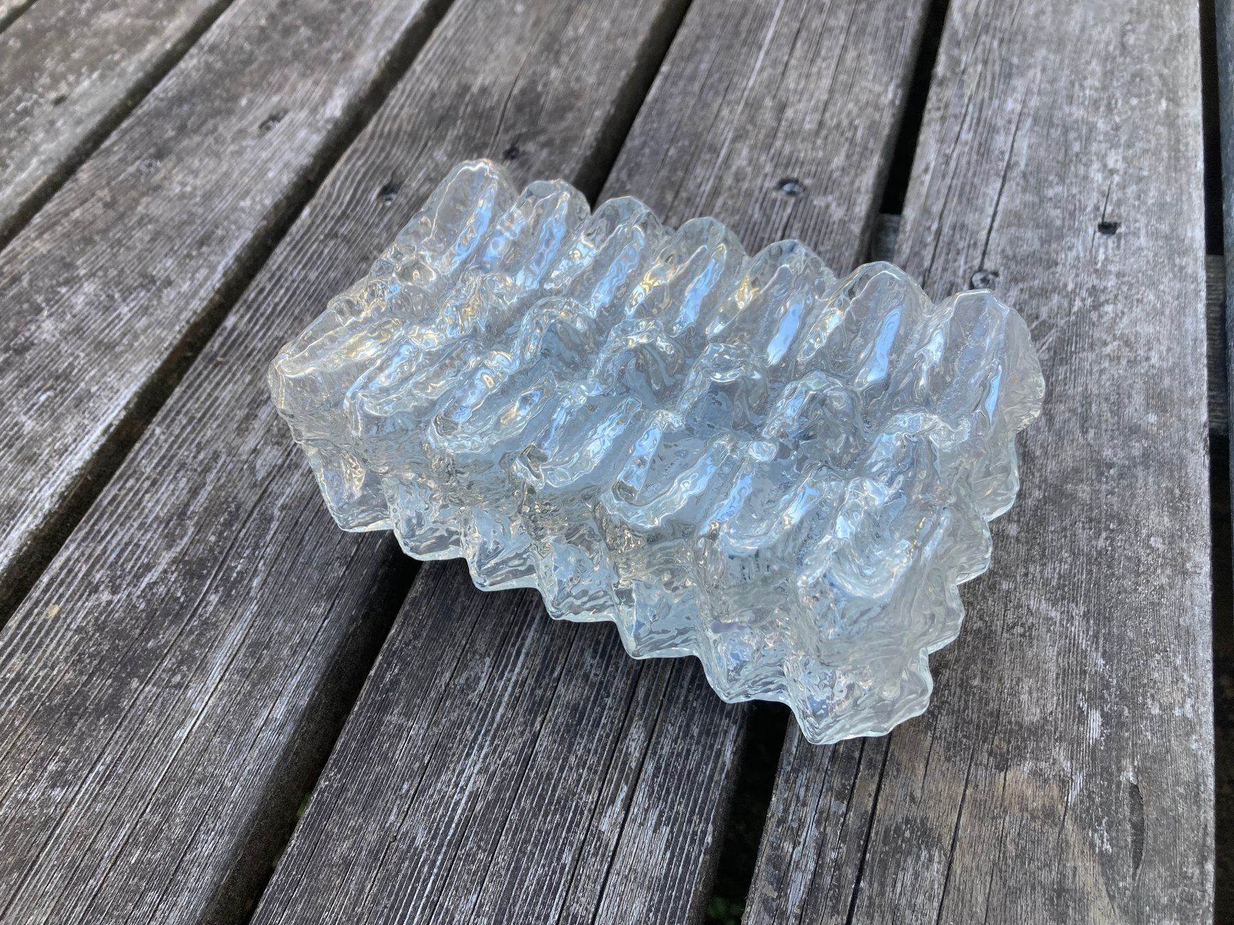 Lampes: Wandleuchte mit Glasabdeckung – D'occasion à St.Gallen par powderturn