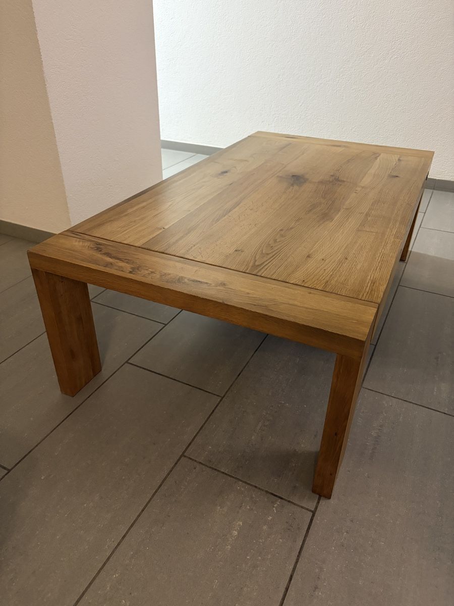 Tische: Couchtisch Fox Depot Eiche massiv – Gebraucht aus Bülach von levi2010