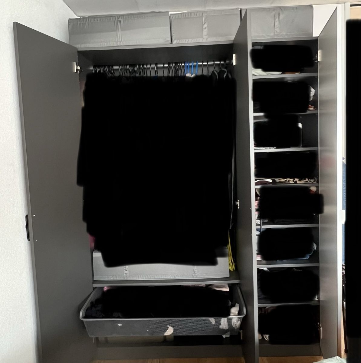 Schränke: Pax Kleiderschrank grau – Neu (gemäss Beschreibung) aus Liebefeld von ah_1 5