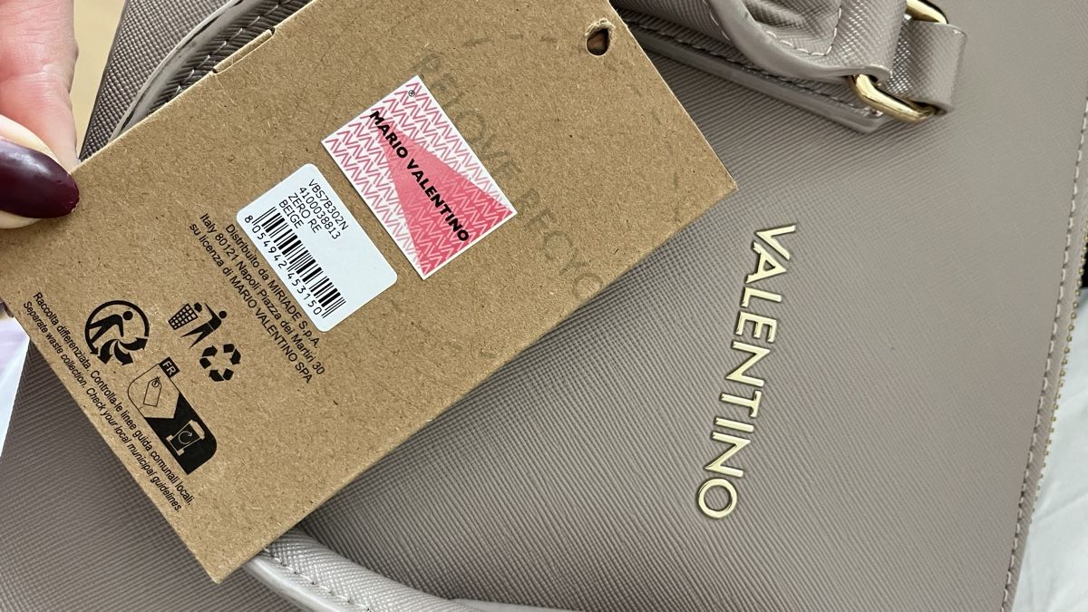 Valentino Borse: Valentino Bag – Nuovo (secondo la descrizione) da Unterägeri venduto da sar_vf25 8