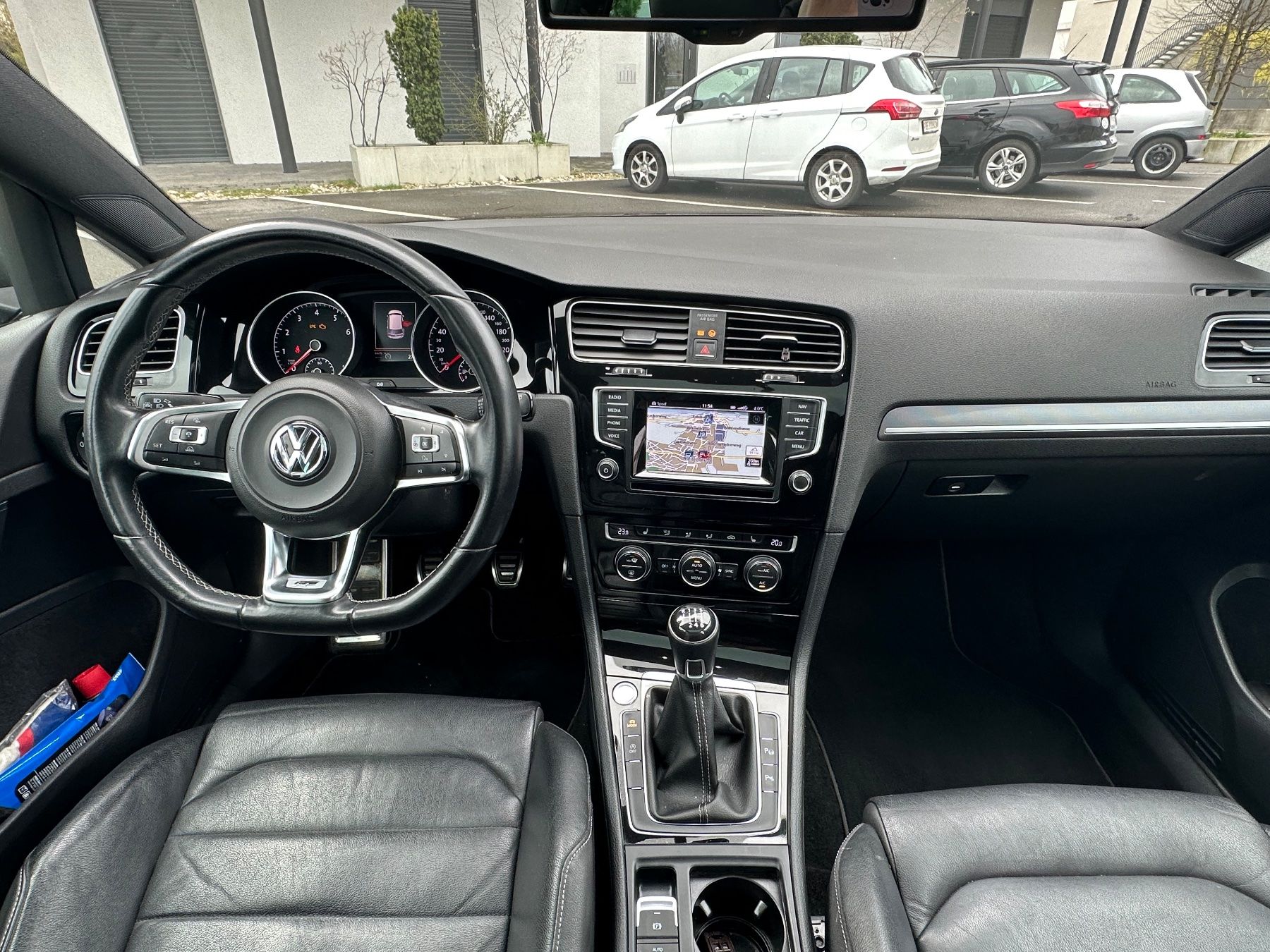 VW Automobili: VW Golf VII 1.4 TSI  R-Line – Usato da Feuerthalen venduto da driven 5