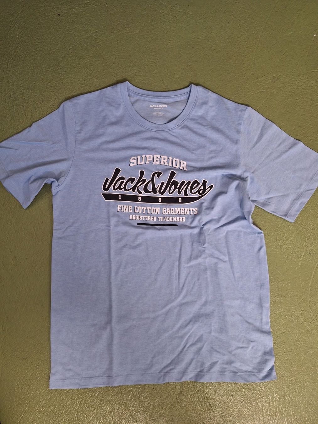 Jack & Jones T-shirt: Jack & Jones Tshirt – Usato da Niederglatt ZH venduto da Bobsli