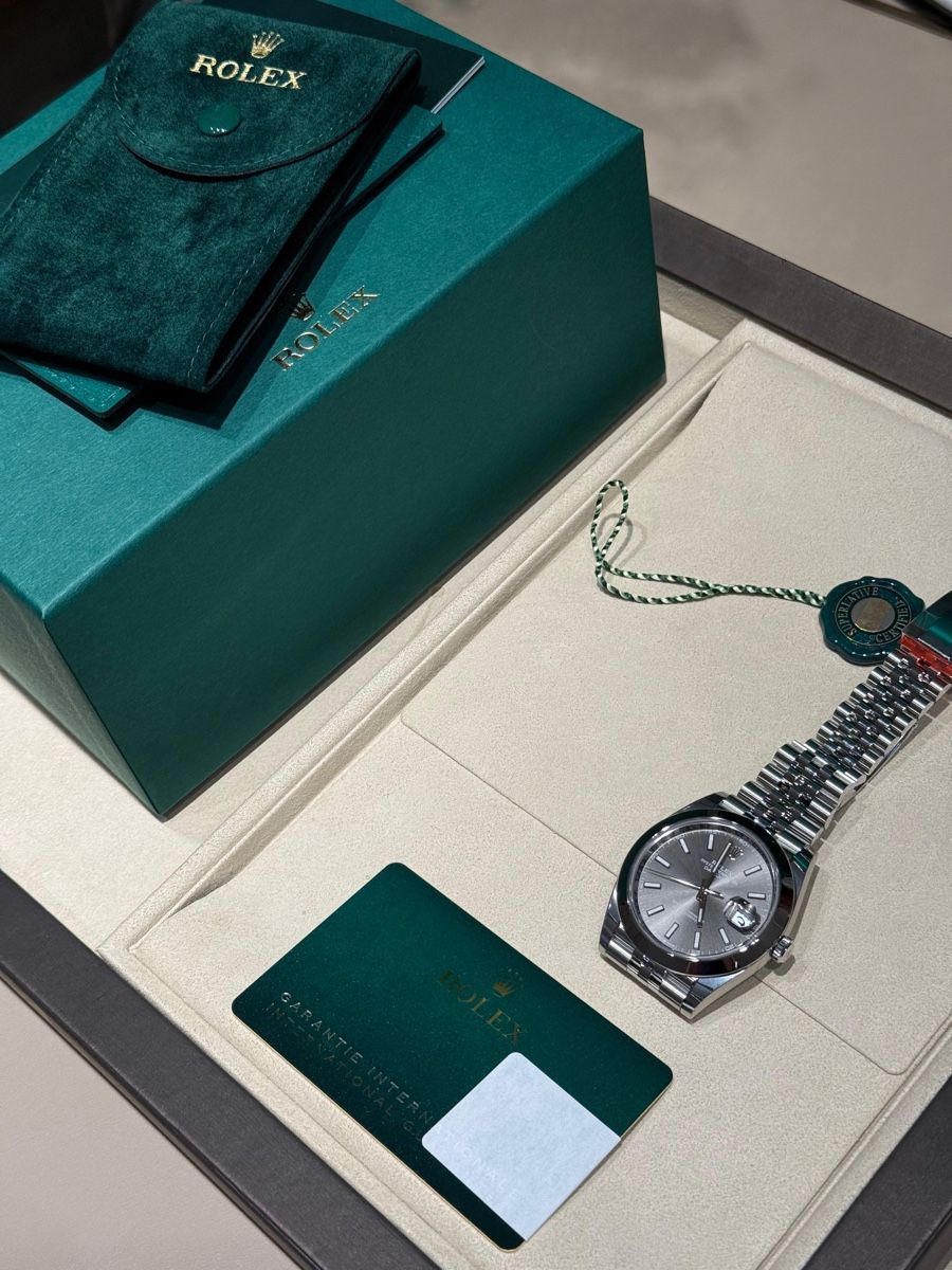Rolex Orologi: Rolex Datejust 126300 Neu! – Nuovo e nell'imballaggio originale da Zollikofen venduto da kasorika 1