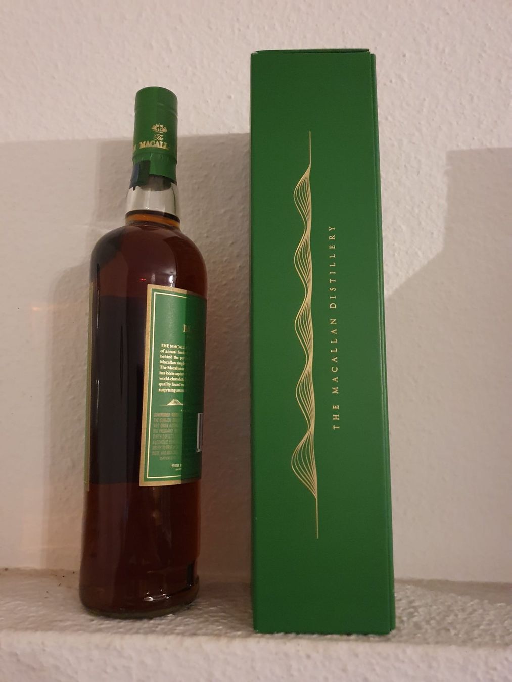 Macallan Spiritueux: Macallan Edition No.4 – Neuf avec emballage d'origine à Langnau am Albis par jer_pm72 3