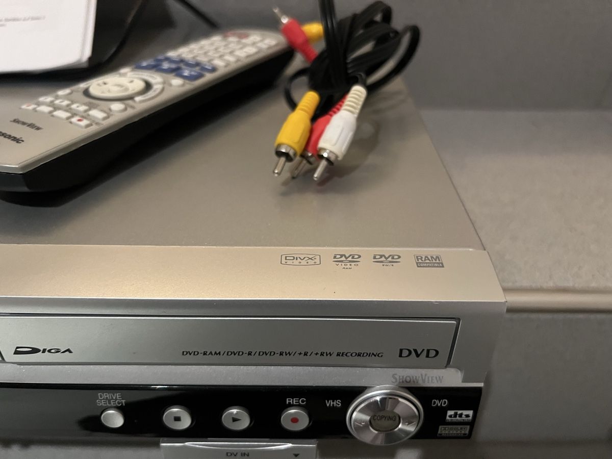Panasonic Aufnahmegeräte: DVD & VHS-Videorecorder von Panasonic DMR-ES35V – Gebraucht aus Schongau von Retro_Shop 3
