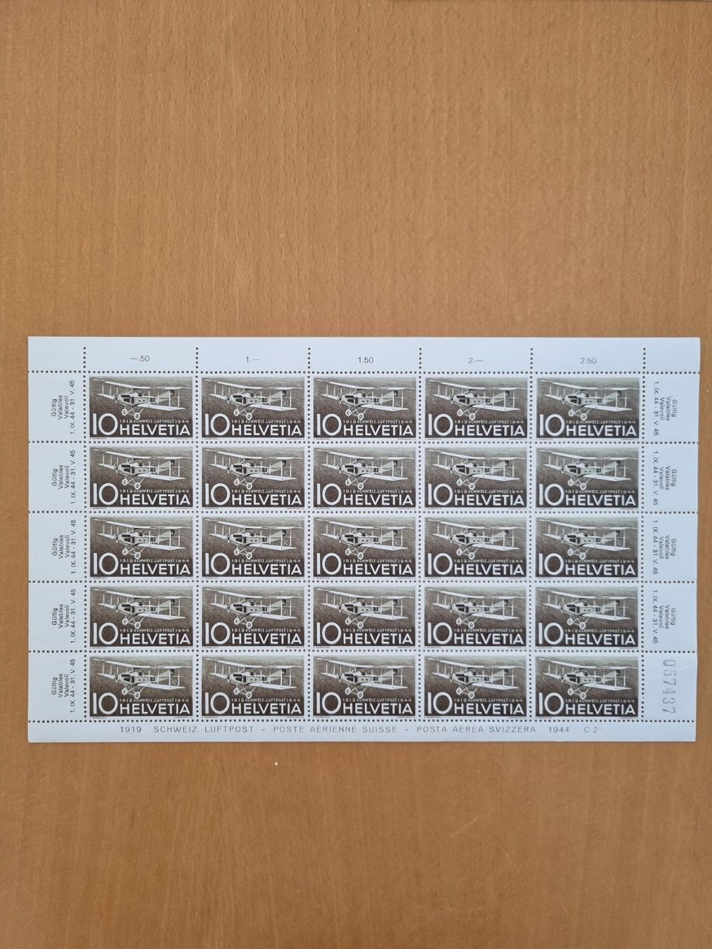 Tiro con l'arco: 3 Briefmarkenbogen Schweiz Luftpost 1944 postfrisch – Nuovo (secondo la descrizione) da Zuckenriet venduto da momo2011 1