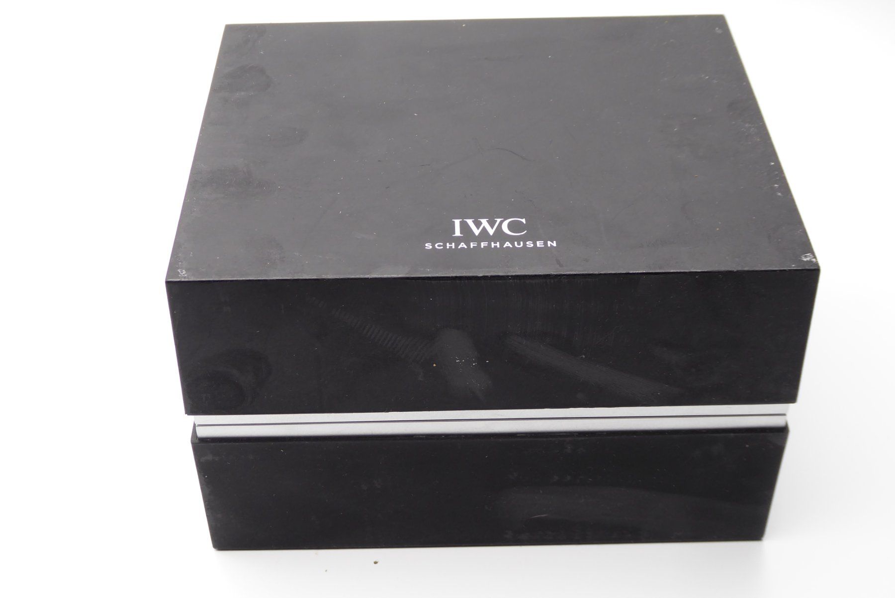 IWC Scatole porta orologi: IWC Schaffhausen box for watch – Usato da Geneve venduto da adr_xk6n