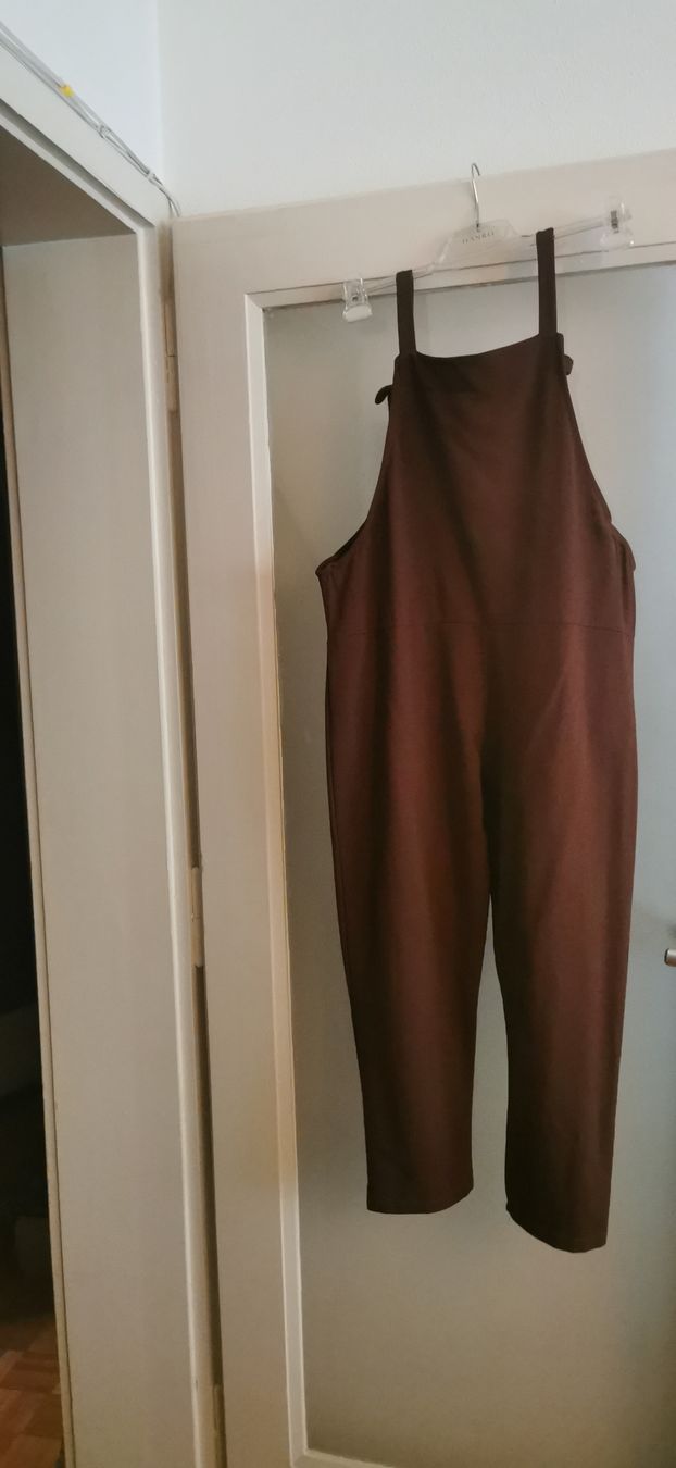 Pantaloni: Salopette taille 40 légère en coton. – Nuovo (secondo la descrizione) da Genève venduto da vins50 1