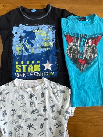 T-Shirt Jungs Grösse 134/140 3 Stück