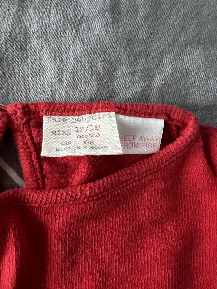 Zara Pullover & Sweatshirts: Mädchen Shirt rot Gr. 86 Rüschen Herbst – Gebraucht aus Meggen von mar_7r7m 2