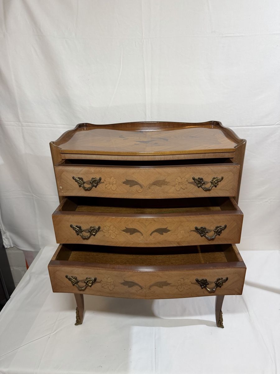 Commodes: Kommode mit 3 Schubladen, Holz  – D'occasion à Oberwil BL par Hariva 3