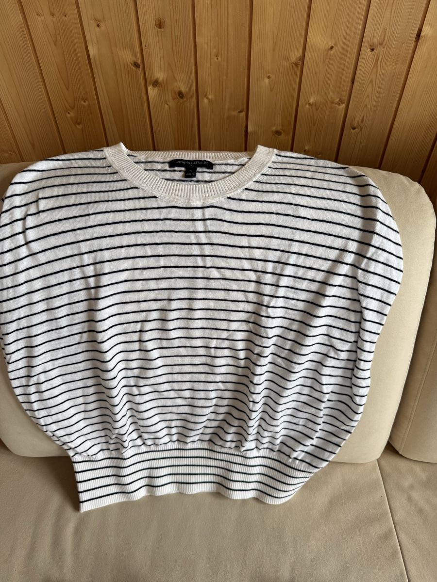 Lotti di vestiti: 4 Damen T-Shirts Gösse S – Usato da Braunwald venduto da Noveredo 2