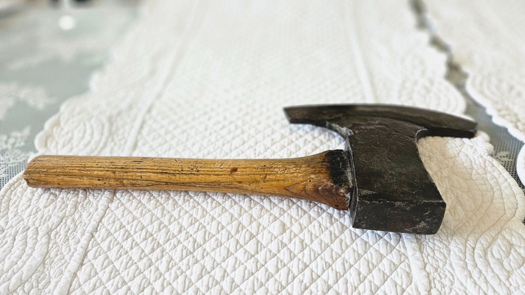 Tous les outils: Antike Axt, Metzerbeil Doppelaxt Fleischerbeil – D'occasion à Gossau ZH par Goes05 4