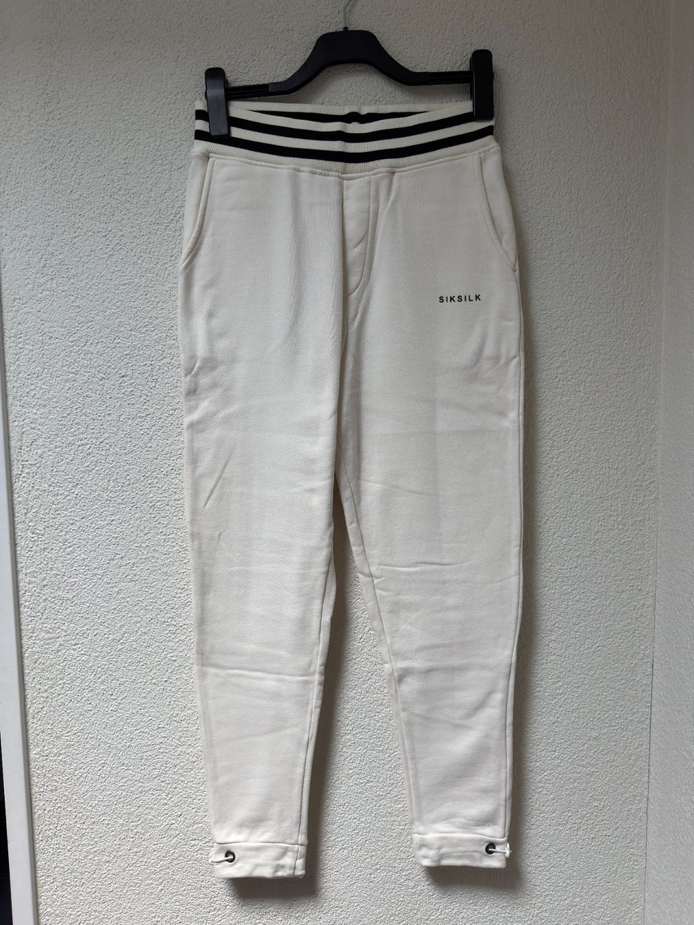 Siksilk Hosen: weisse Trainerhose, Siksilk, S – Gebraucht aus Steinhausen von MrThig3r