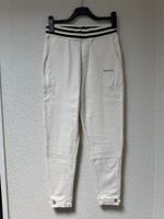weisse Trainerhose, Siksilk, S