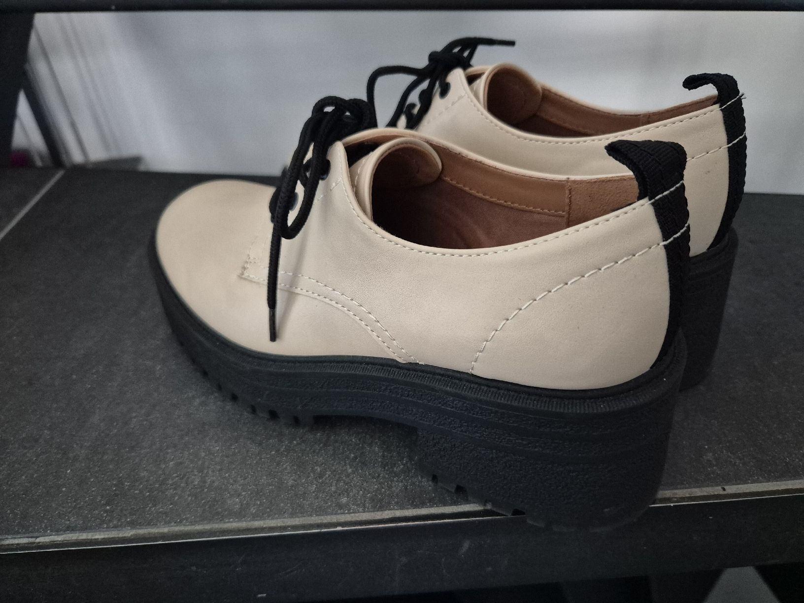 Scarpe da donna: Schuhe 38 – Usato da Würenlingen venduto da kuh33 1
