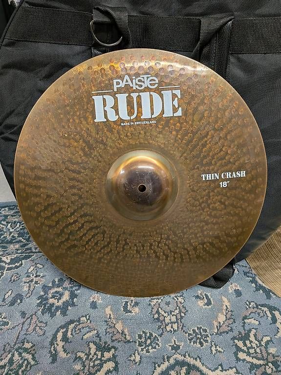 Strumenti musicali: Paiste Rude 18" Thin Crash Cymbal – Usato da Zürich venduto da witch_finder