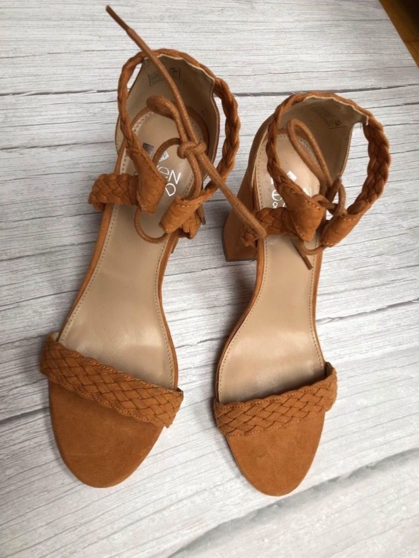 Scarpe da donna: Sandales talons taille 41 – Usato da Boudry venduto da jul_l9mr 1