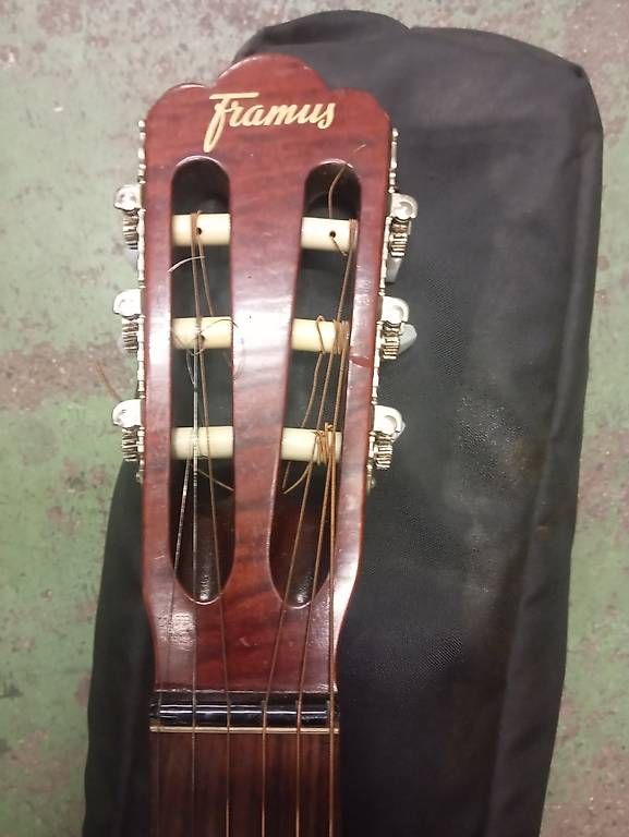 Framus Strumenti musicali: Framus Gitarre Classic Handmade Vintage – Usato da Basel venduto da Petergunn 1