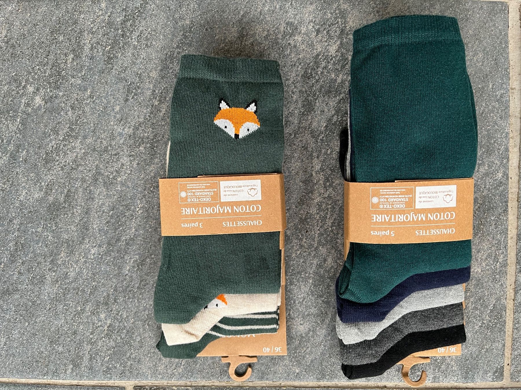 Socken: Dreizehn Paar Neue Damen Socken- – Neu und originalverpackt aus Wettingen von epe_9vbf 1