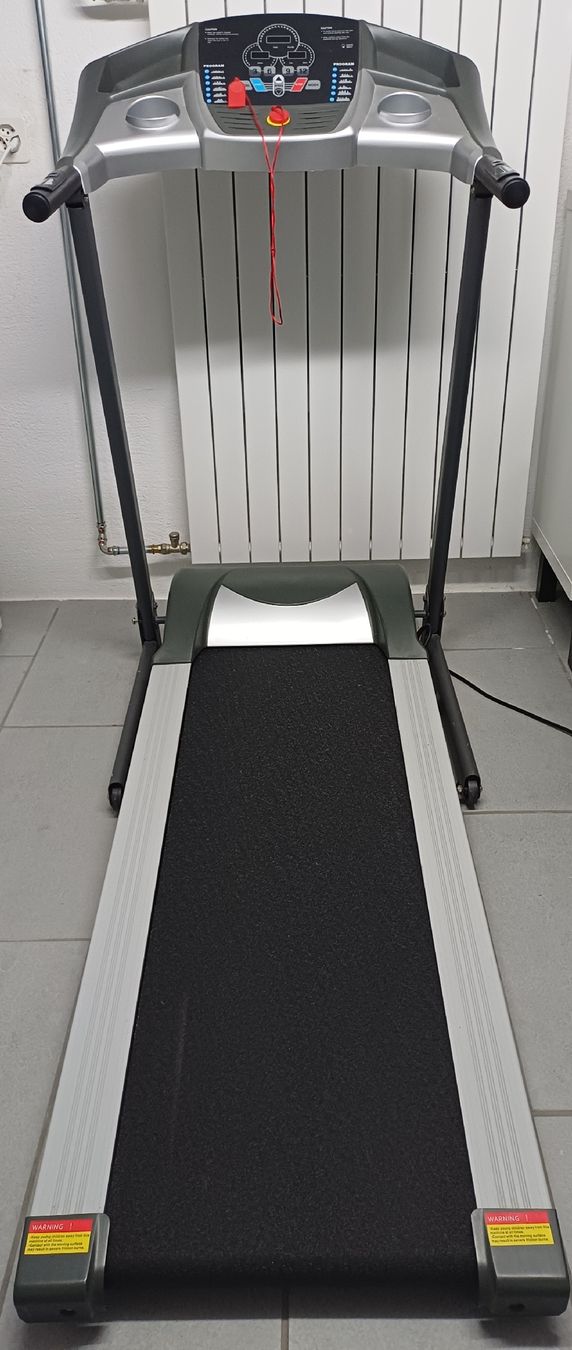 Hometrainer: Treadmill – Gebraucht aus Brugg AG von Chaes-chueechli