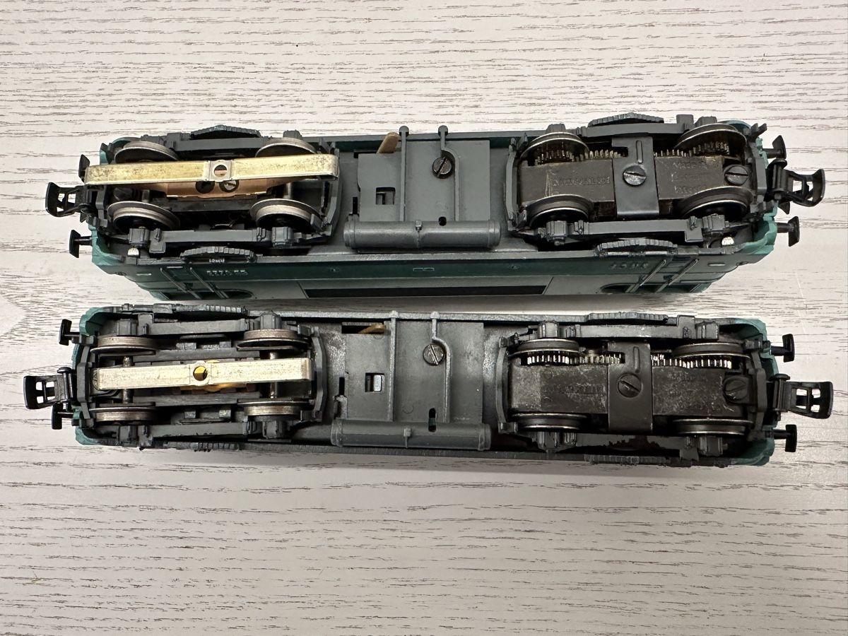 Märklin Modellini di ferrovie: Märklin 2x 3038 SNCF BB 9200 Doppeltraktion – Usato da Lupsingen venduto da New-Haven 5