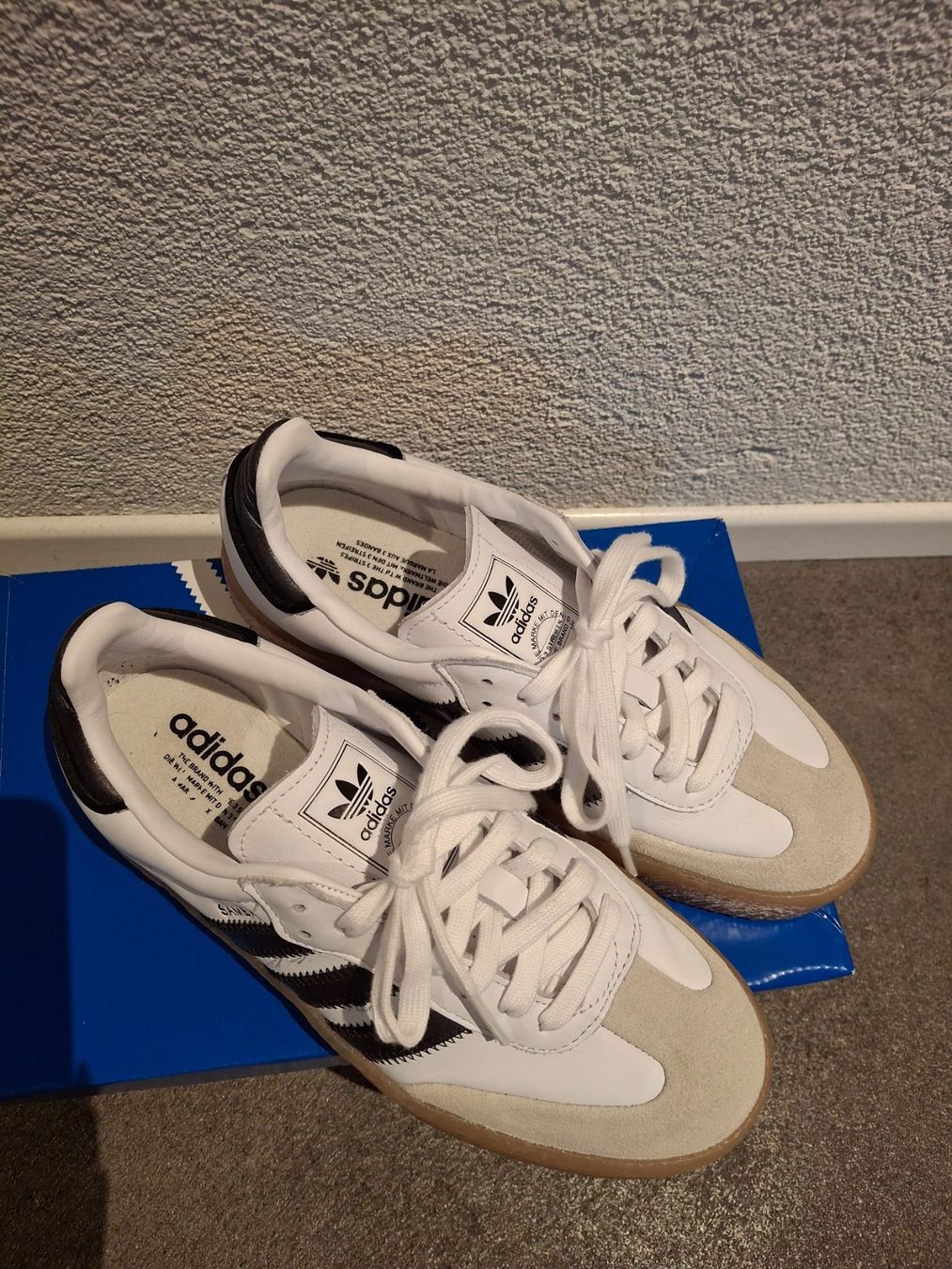 Adidas Damenschuhe: Adidas SAMBA 39 Top Zustand Sneaker – Gebraucht aus Widnau von Ms_Lefthand 1