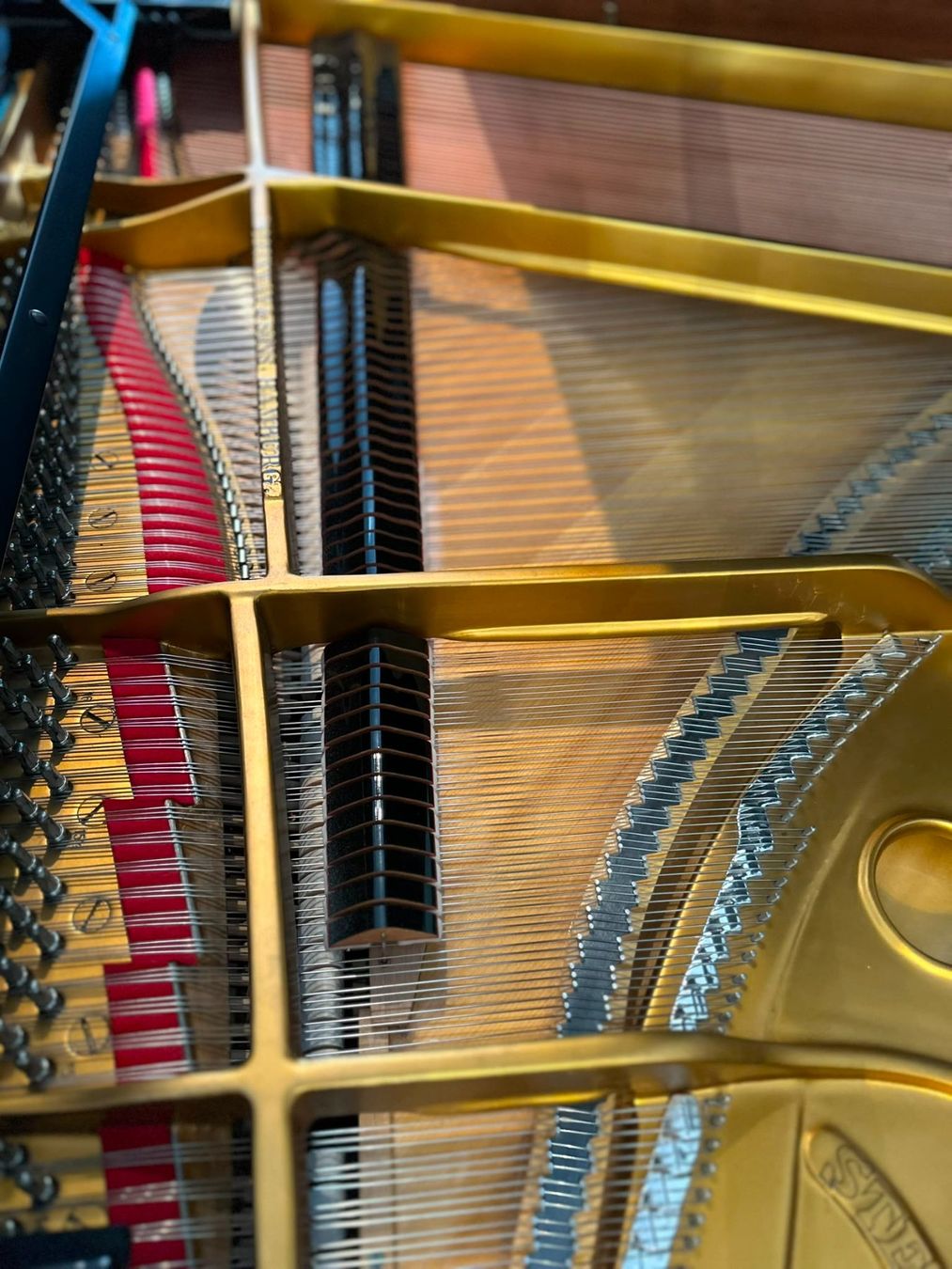 Steinway Instruments de musique: Steinway & Sons O-180, schwarz poliert – D'occasion à Bern par Heutschipiano 4