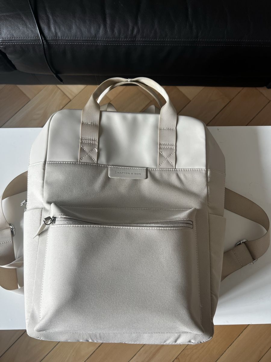 Kapten & Son Sacs à dos: Rucksack Kapten & Son beige gut erhalten – D'occasion à Bern par leo_lnw8