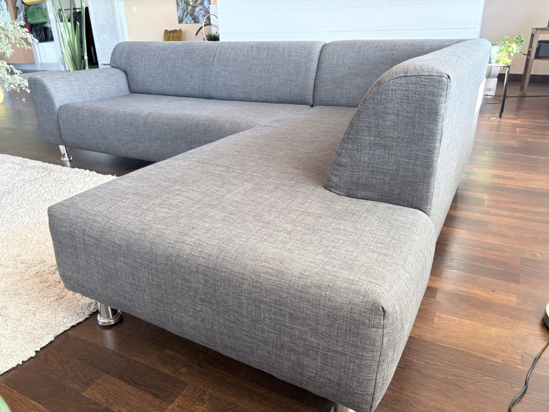 Pfister Sofas: Sofa Stoff grau – Gebraucht aus Jegenstorf von singah 1