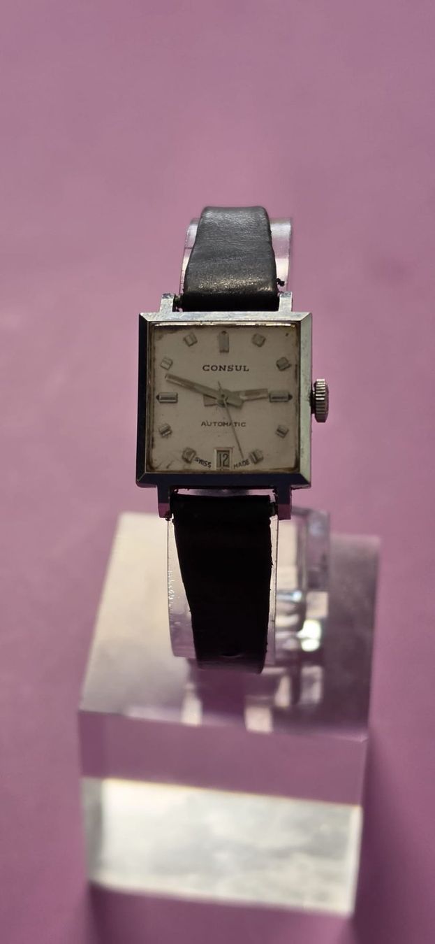 Omega Orologi: CONSUL Damen Uhr AUTOMATIC DATE 4791108 – Usato da Neftenbach venduto da Taschen-Uhren 1