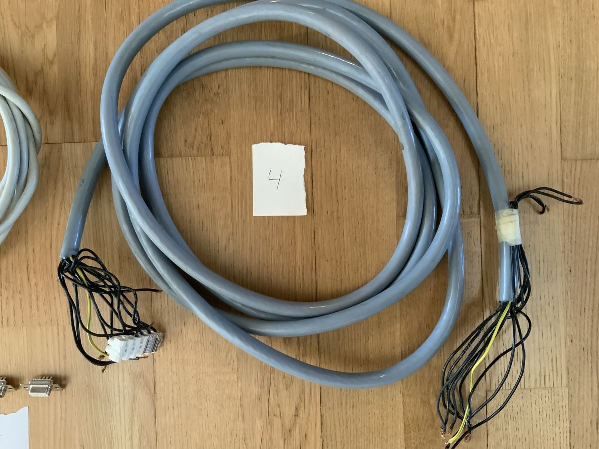 Modellini di ferrovie: Modelleisenbahn Elektrokabel Elektronik – Usato da Frauenfeld venduto da CSM71 4