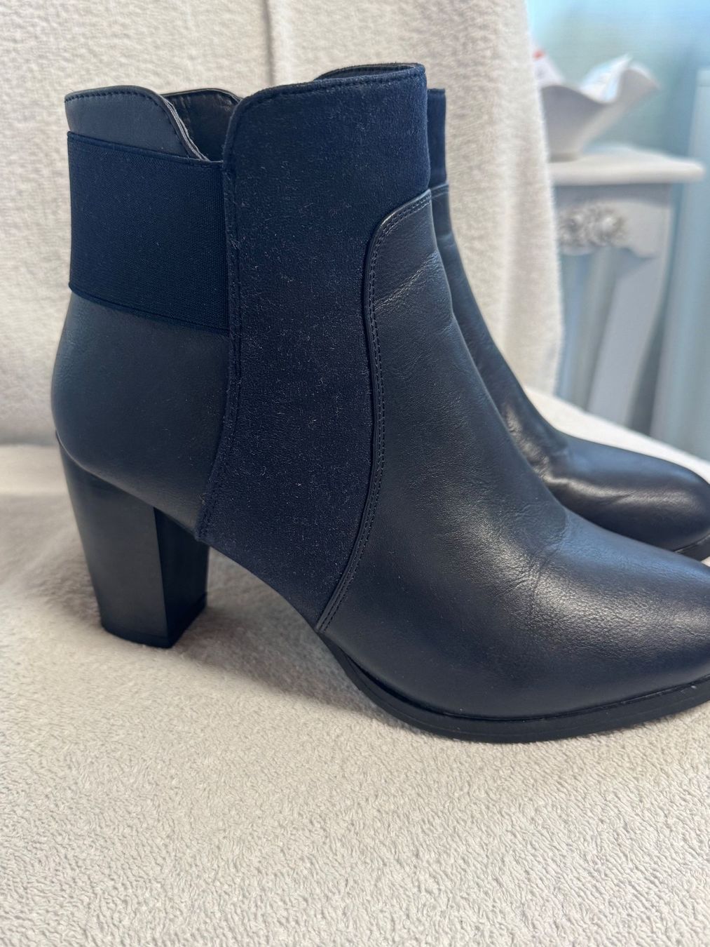 Chaussures femmes: Stiefelette Kunstleder dunkelblau Gr. 38 – Neuf avec emballage d'origine à Zäziwil par blackpearl 6