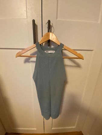 Zara Top Hellblau Gr. M