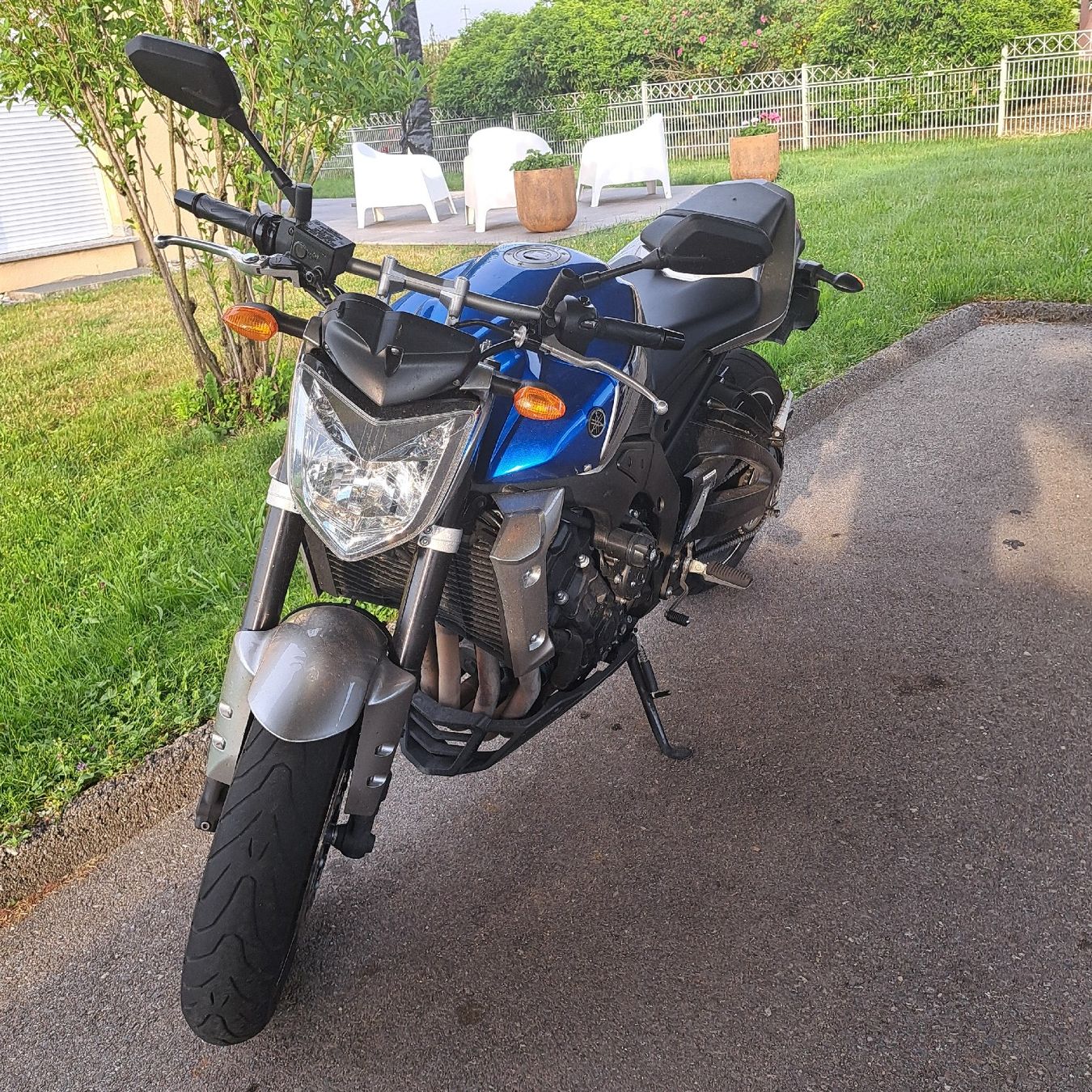 Yamaha Route: FZ1 – D'occasion à Chavannes-les-Forts par serichoz
