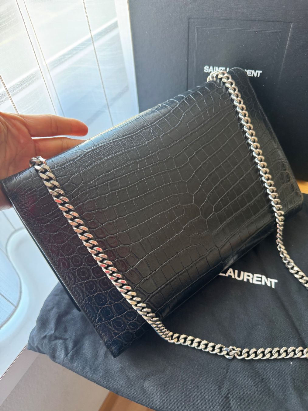 Sacs femmes: Yves Saint Laurent – D'occasion à Glattbrugg par Mini-mall 1
