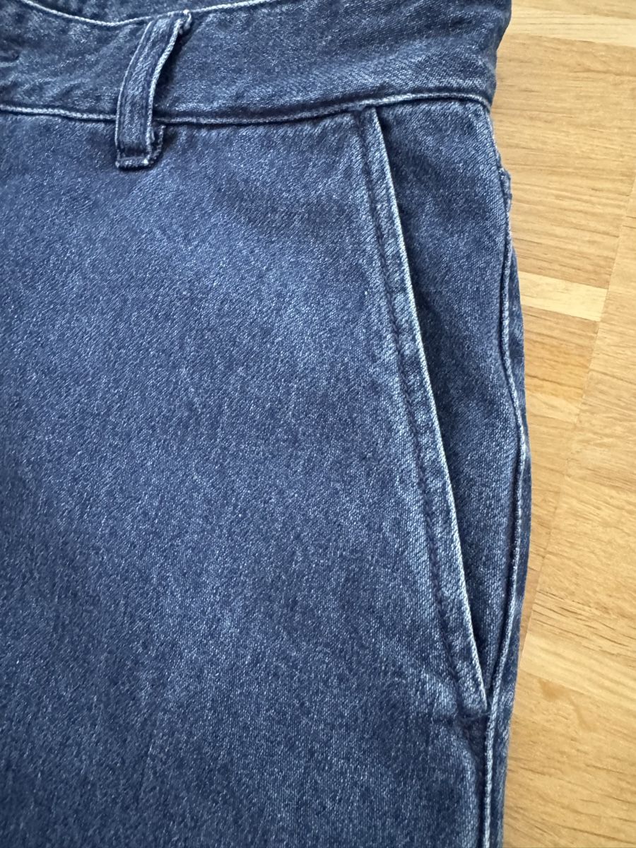 Jeans: Weite Jeans von Lapdip – Nuovo e nell'imballaggio originale da Basel venduto da Glamourpourtoi 3