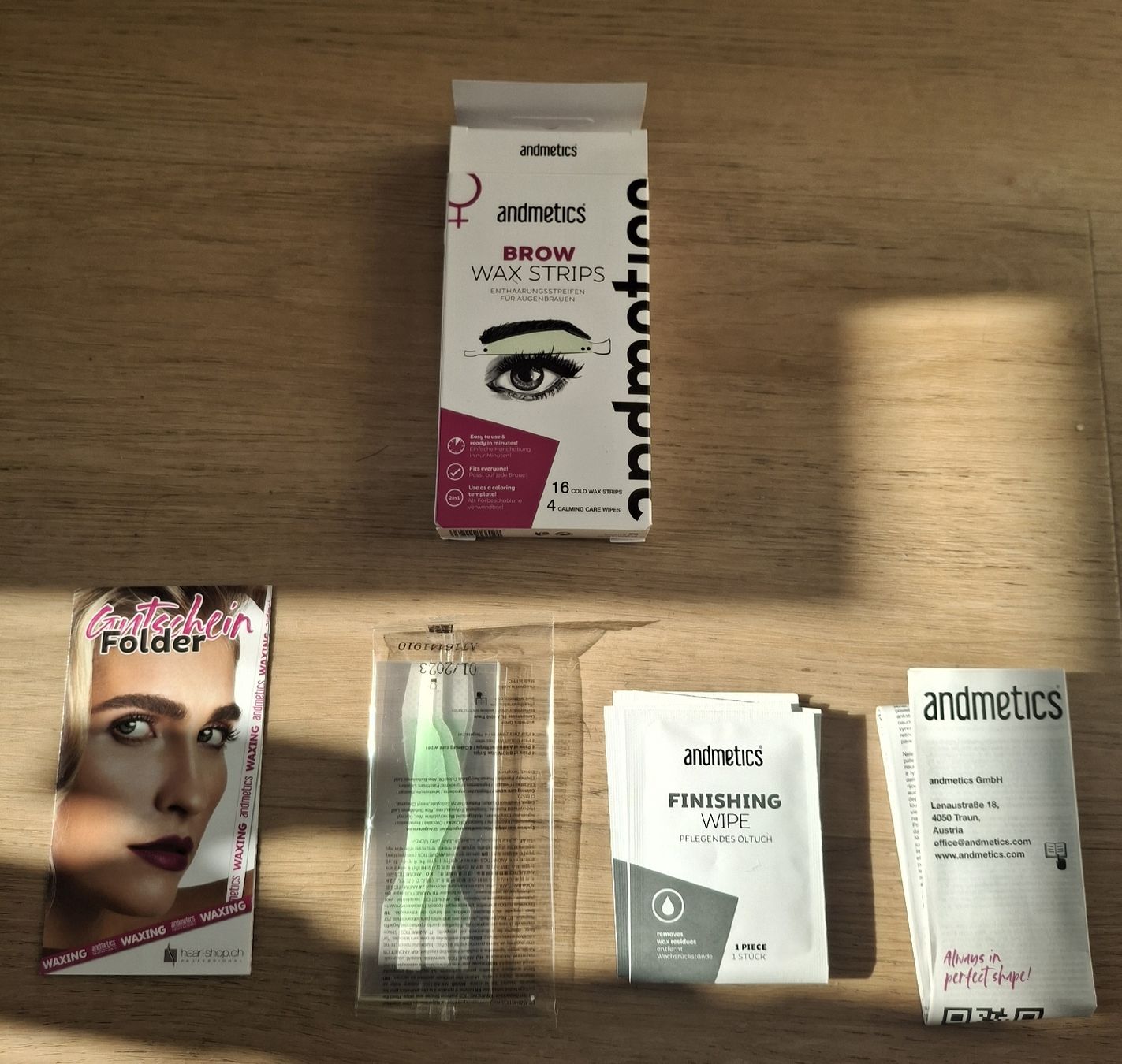 Cura del viso: Andmetics. BROW WAX STRIPS. 16 pièces. – Nuovo e nell'imballaggio originale da La Chaux-de-Fonds venduto da jen_h95m 1