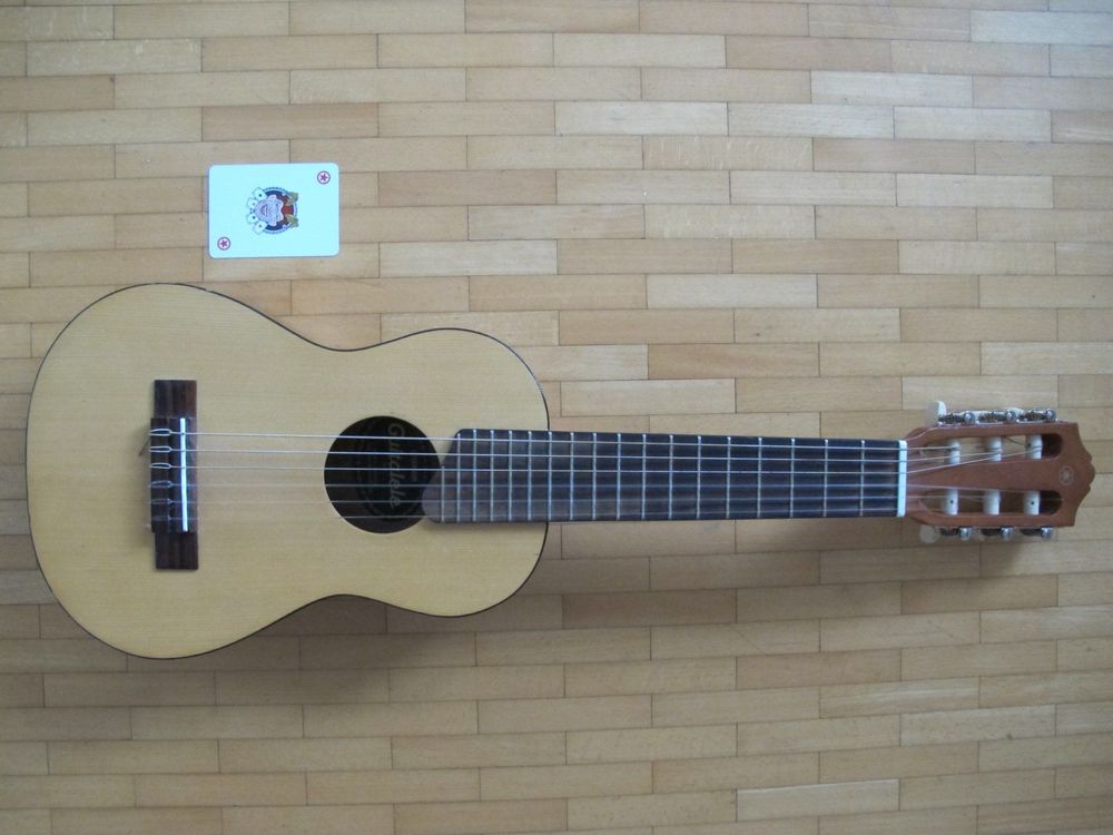 Batking Guitalele Da 28 Pollici &ndash; Ukulele 6 Corde Per Viaggio Con Borsa Inclusa, Ideale Per Principianti!