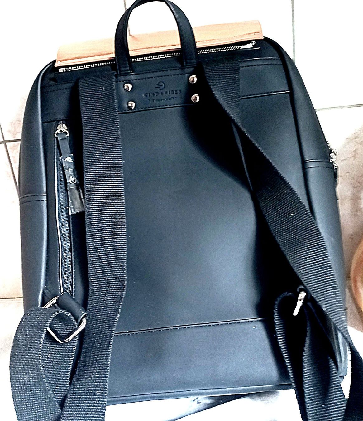 Rucksäcke: Wind & Vipes Rucksack mit Golddeckel – Gebraucht aus Baar von 2cvbaar 4